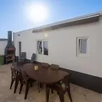 Refúgio Barcas * Lourinhã