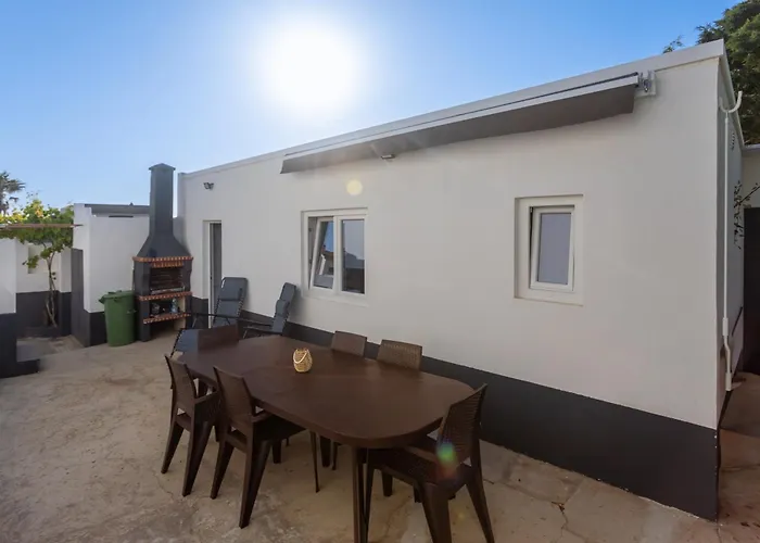 Refugio Barcas * Lourinha (Lisbon)